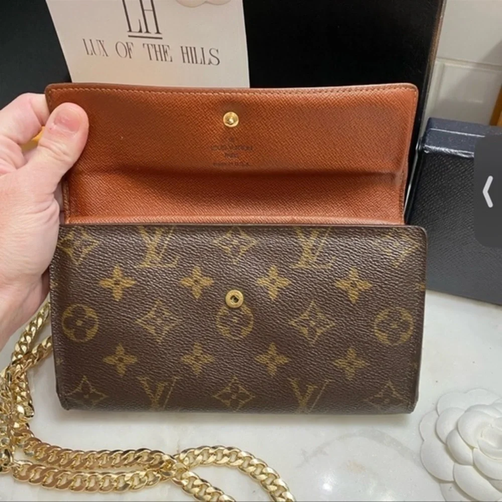 Authentic Louis Vuitton Monogram Trifold Crossbody